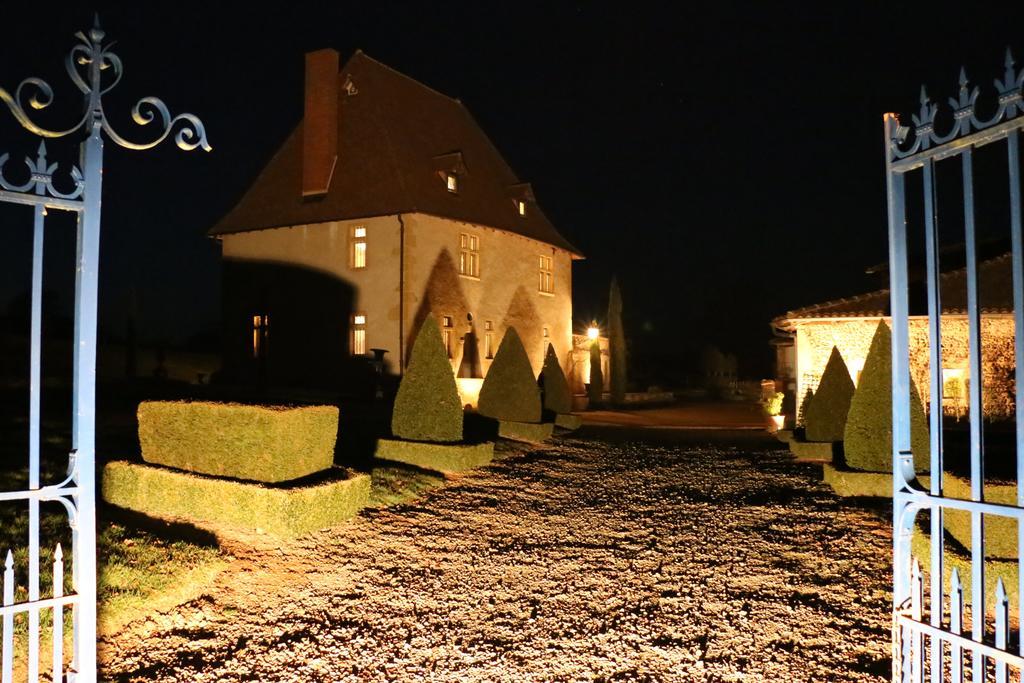 Bed and Breakfast Manoir De Malfarat Charlieu Exterior foto