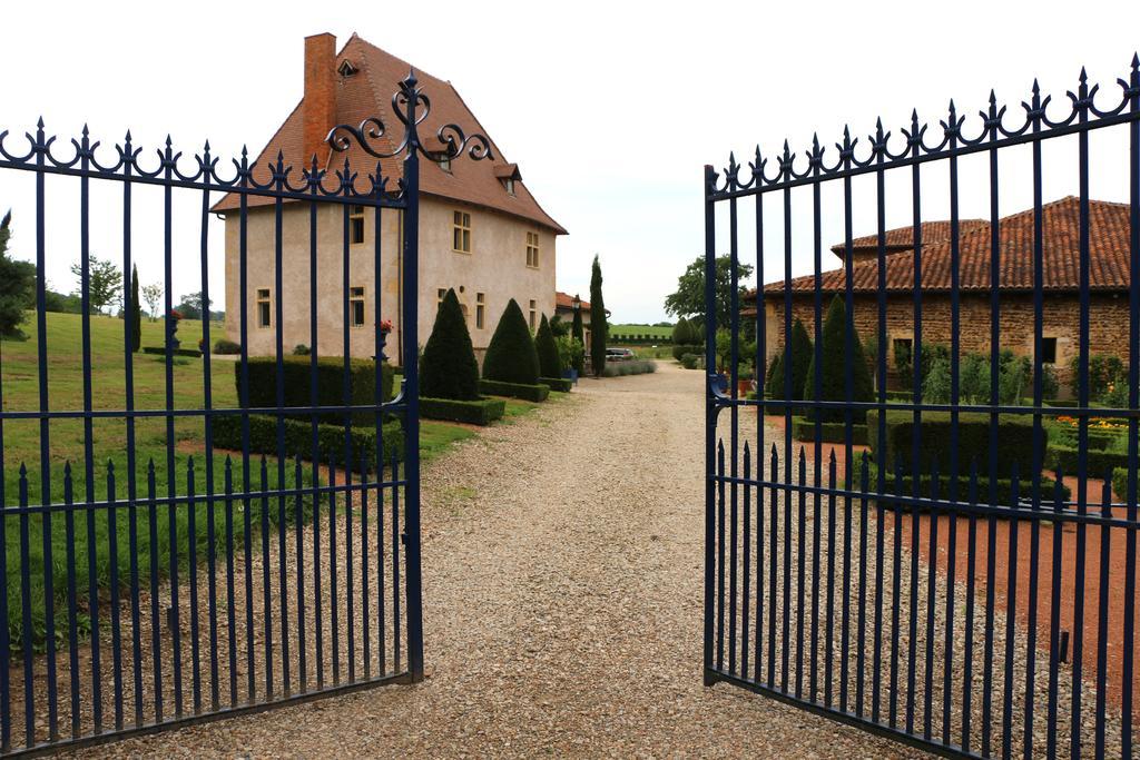 Bed and Breakfast Manoir De Malfarat Charlieu Exterior foto